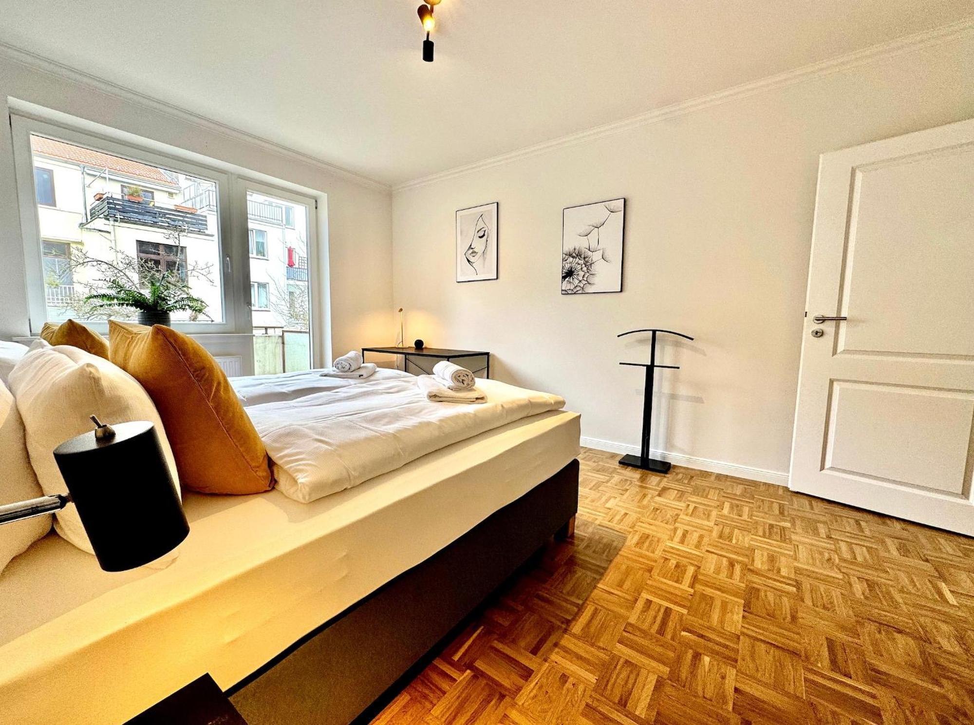 Mel&Bens Modern Oak-Apartments Fuer Bis Zu 12 Personen Бремен Экстерьер фото